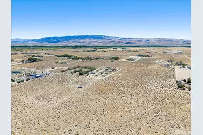 1650 E Cougar Street, Silver Springs, NV 89429 - Photo 1