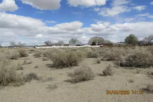 18 Northridge Dr, Yerington, NV 89447 - Photo 1