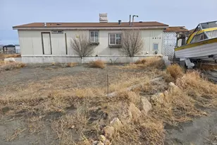 4870 Skyline Dr, Silver Springs, NV 89429 - Photo 1