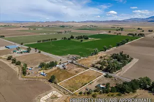 Mac Kenzie Ln, Yerington, NV 89447 - Photo 1