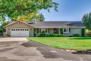 1992 Hackamore Ln, Gardnerville, NV 89410 - Photo 1