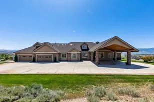 1103 Cortez Ln, Gardnerville, NV 89410 - Photo 1