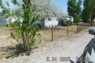 9390 Fleetwood Dr, Reno, NV 89506 - Photo 1