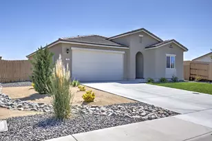 703 Sycamore Dr, Fallon, NV 89406 - Photo 1