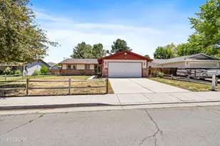 2960 Santa Ana Dr, Reno, NV 89502 - Photo 1