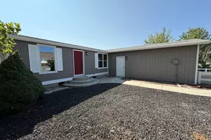 220 Glen Vista Dr, Dayton, NV 89403 - Photo 1