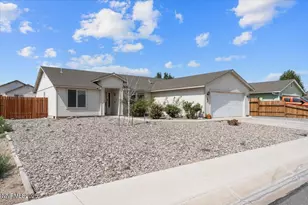160 Prairie Ln, Fernley, NV 89408 - Photo 1