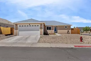 4582 Langdon St, Fernley, NV 89408 - Photo 1
