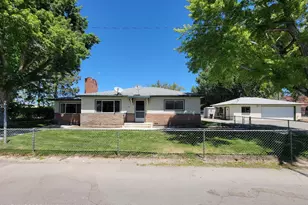 306 Memory Ln, Yerington, NV 89447 - Photo 1