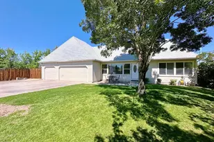 280 Karnak Cir, Sparks, NV 89441 - Photo 1