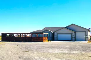 465 Pinion Pine Way, Battle Mountain, NV 89820 - Photo 1