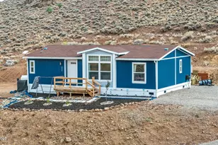 3935 Sandstone Dr, Topaz Ranch Estates, NV 89444 - Photo 1