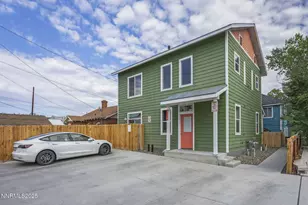 446 Roberts St, Reno, NV 89502 - Photo 1
