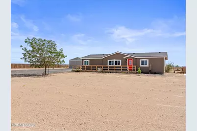 1155 E Spruce Avenue, Silver Springs, NV 89429 - Photo 1