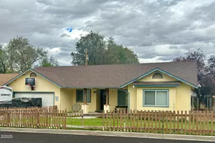 1667 Lahontan Ave, Winnemucca, NV 89445 - Photo 1