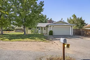 15 N Patterson Pl, Sparks, NV 89436 - Photo 1