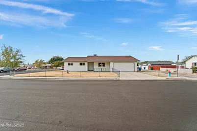 829 Sunset Drive, Fallon, NV 89406 - Photo 1