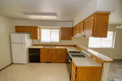 151 N Broadway Street, Fallon, NV 89406 - Photo 1