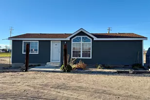 195 W Classic Way, Fallon, NV 89406 - Photo 1