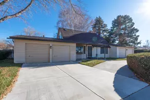 10 Julie Ct, Winnemucca, NV 89445 - Photo 1