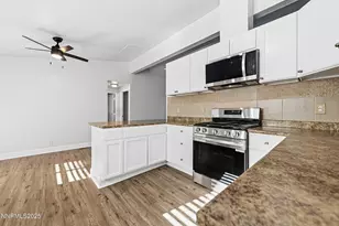 2650 Daffodil Wy, Reno, NV 89512 - Photo 14