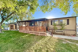 660 Walnut Ct, Battle Mountain, NV 89820 - Photo 1