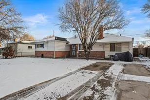 1305 Sbragia Wy, Sparks, NV 89431 - Photo 1