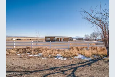 50 Locust Drive, Yerington, NV 89447 - Photo 1