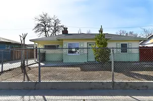 110 Harrison St, Hawthorne, NV 89415 - Photo 1