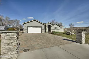 195 E 5th Ave, Sun Valley, NV 89433 - Photo 1