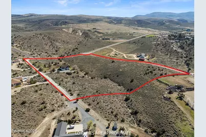 670 Valle Verde Drive, Sparks, NV 89441 - Photo 1