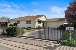 719 Palmwood Dr, Sparks, NV 89434 - Photo 1