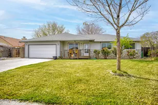521 Meadow Glen Dr, Fallon, NV 89406 - Photo 1