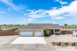 1241 Sky Ridge Dr, Fallon, NV 89406 - Photo 1