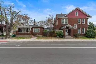 820 W 1st St, Reno, NV 89503 - Photo 1