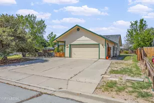 245 Nicole Dr, Sparks, NV 89436 - Photo 1