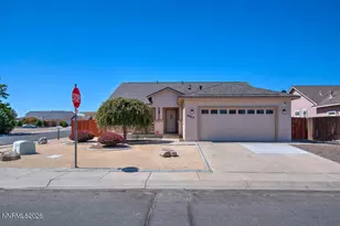 983 Julia Ln, Fernley, NV 89408 - Photo 1