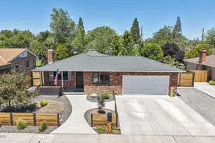 275 Hillcrest Dr, Reno, NV 89509 - Photo 1