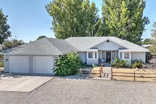 887 Ronald Way, Fallon, NV 89406 - Photo 1