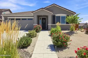 7230 Treeline Ct, Sparks, NV 89436 - Photo 4