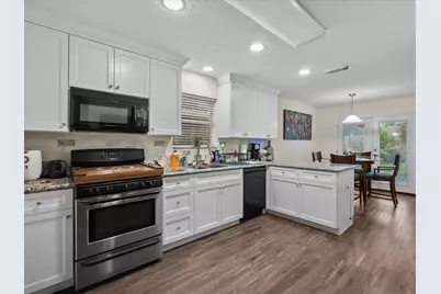 1814 Oak Valley Drive, Kemah, TX 77565 - Photo 12