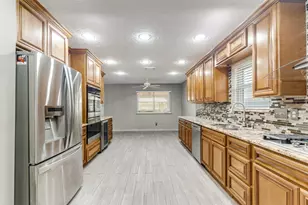 28803 Raestone St, Spring, TX 77386 - Photo 4