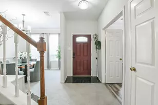8623 Rose Garden Dr, Houston, TX 77083 - Photo 2