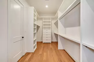 1946 Pech Rd, Houston, TX 77055 - Photo 28