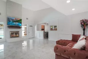 9223 Petersham Dr, Houston, TX 77031 - Photo 12