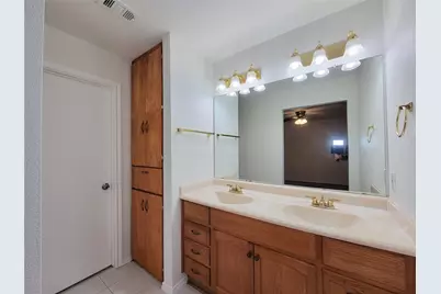 8747 Fondren Village, Houston, TX 77071 - Photo 32