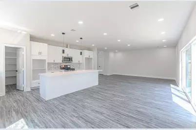 6814 Champion Lane, Houston, TX 77091 - Photo 8