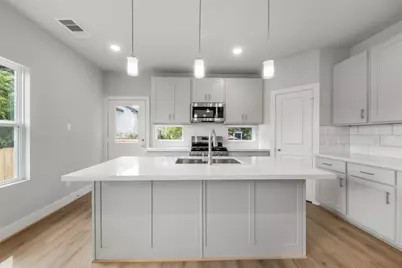 1222 E 33rd Street, Houston, TX 77022 - Photo 8