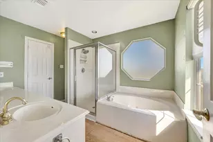 1319 Hawaii Dr, Galveston, TX 77554 - Photo 22