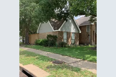 9838 Stableway Drive, Houston, TX 77065 - Photo 2